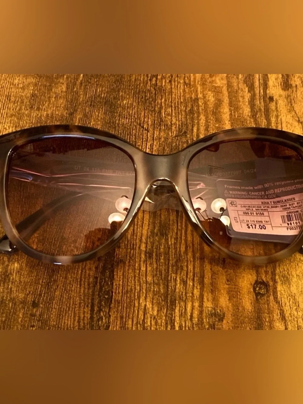 Universal Thread Women's Oversized Plastic Cateye Sunglasses w/ Gradient Lenses